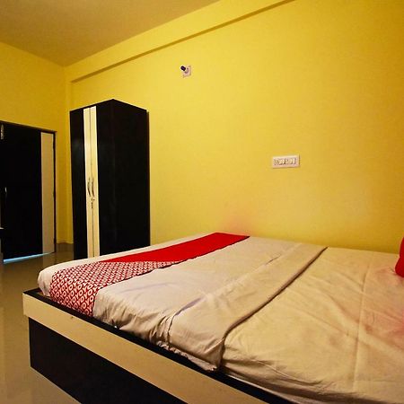 Oyo 43926 Sanchari Atithi Nivas Hotel Bolpur Kültér fotó