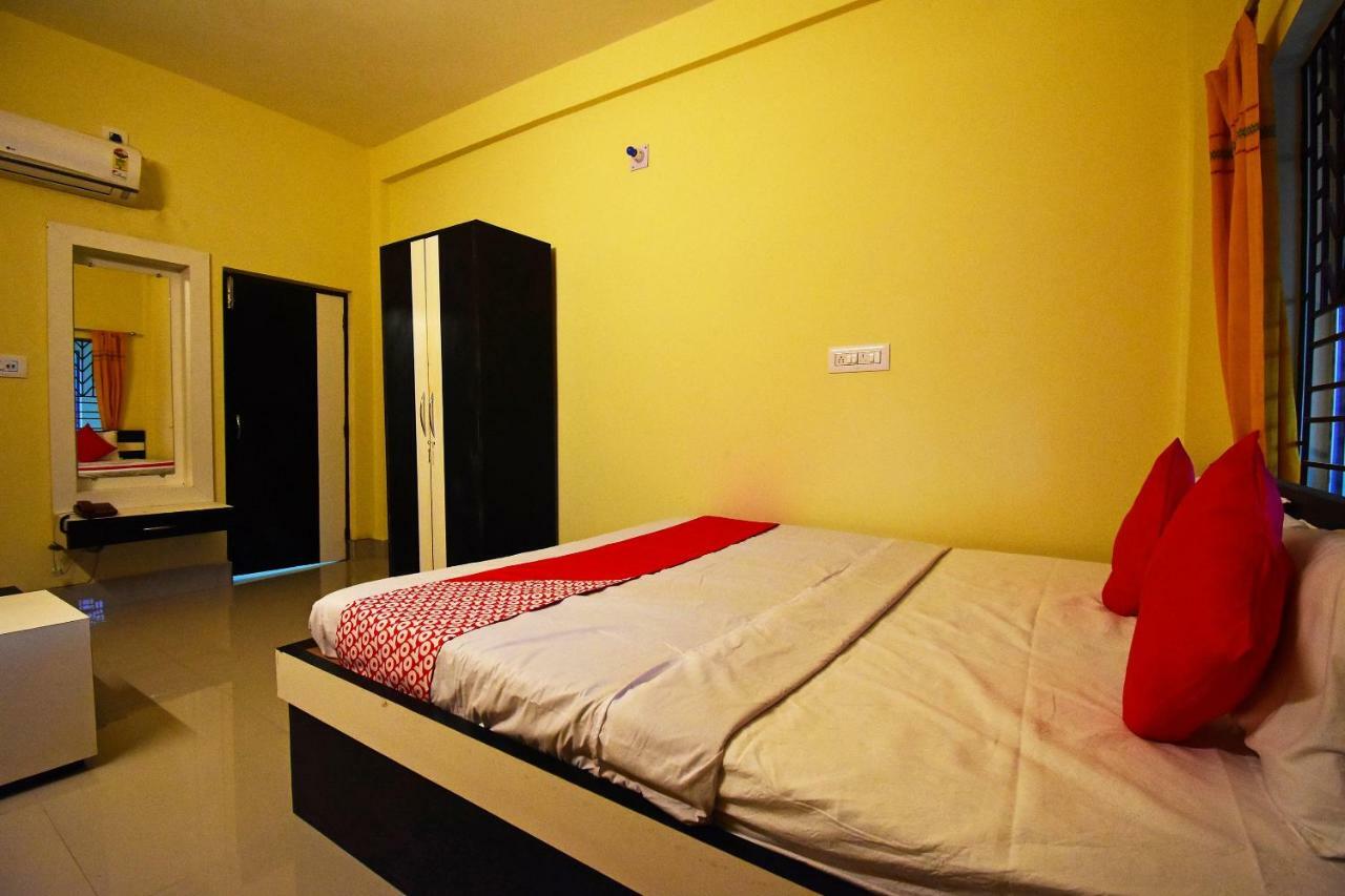 Oyo 43926 Sanchari Atithi Nivas Hotel Bolpur Kültér fotó