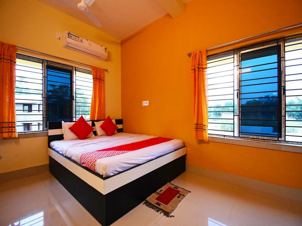 Oyo 43926 Sanchari Atithi Nivas Hotel Bolpur Kültér fotó